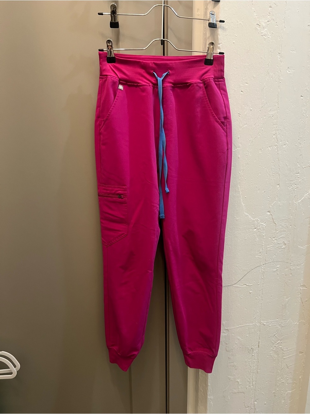 Raspberry Sorbet Fig Jogger Scrubs